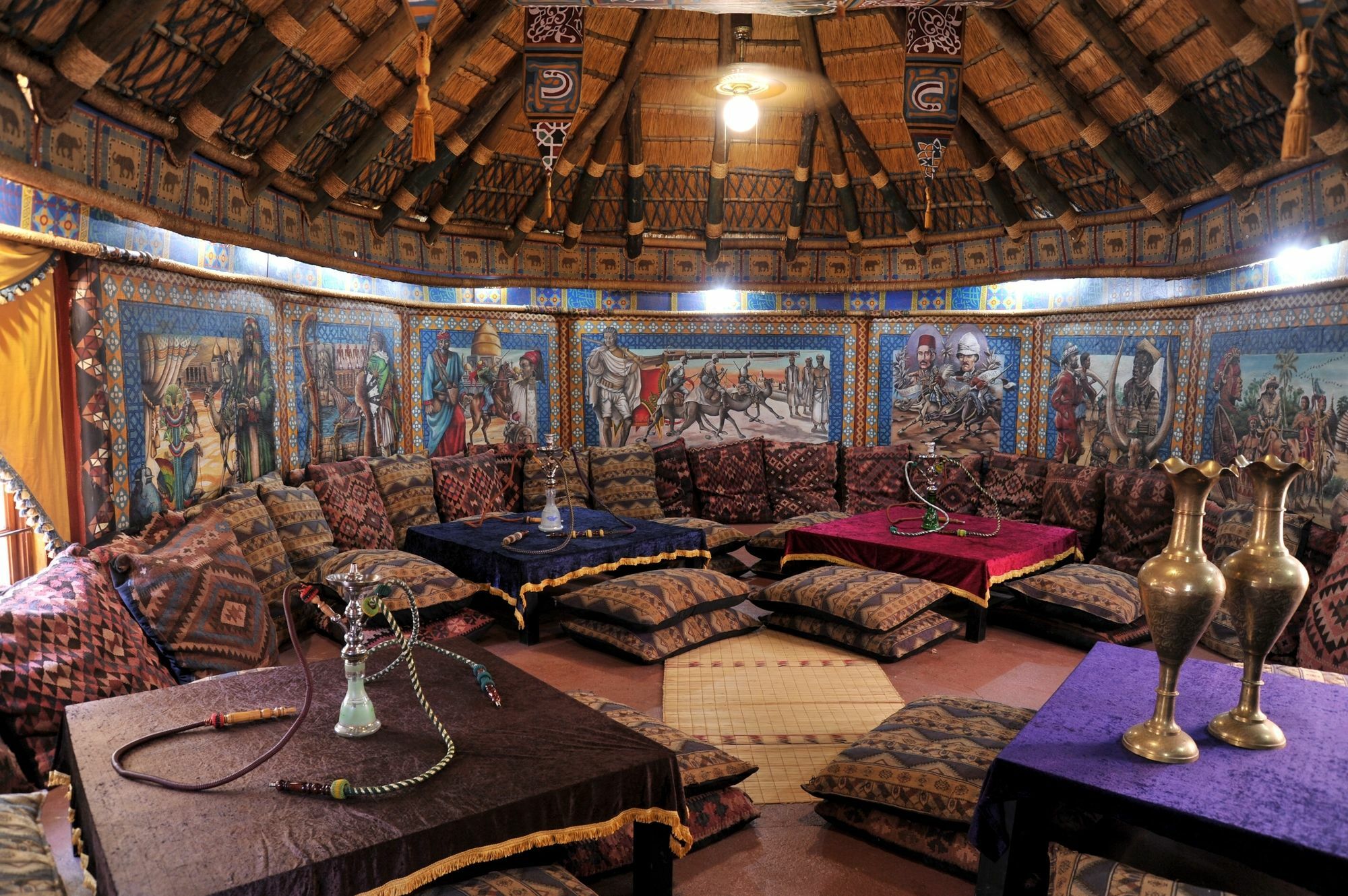 Aha Lesedi African Lodge & Cultural Village Broederstroom Экстерьер фото