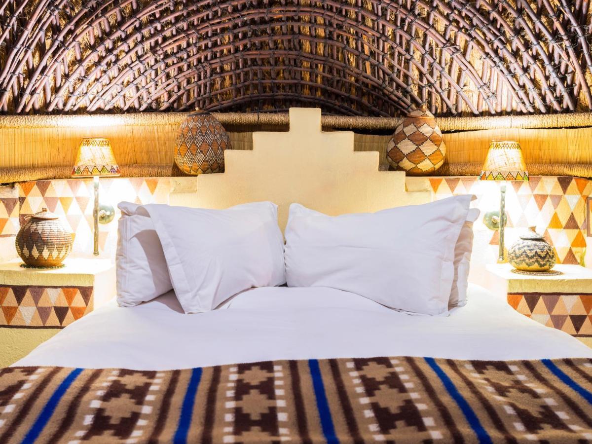 Aha Lesedi African Lodge & Cultural Village Broederstroom Экстерьер фото