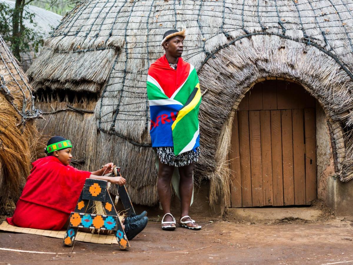 Aha Lesedi African Lodge & Cultural Village Broederstroom Экстерьер фото